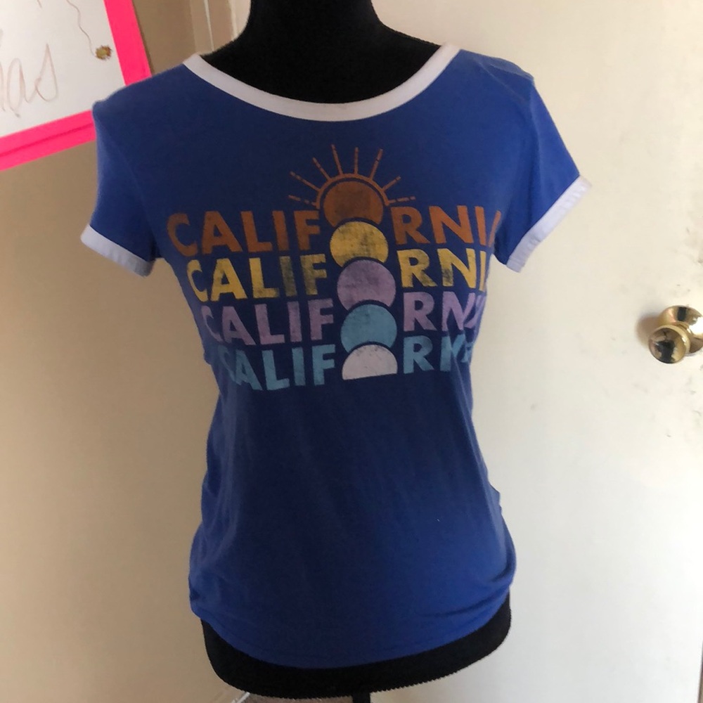Graphic tee